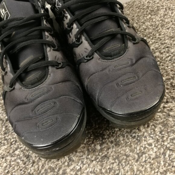 Nike Air VaporMax Plus Geometric Mens Size 9 Shoes Sneakers Running 924453-017 main image 6
